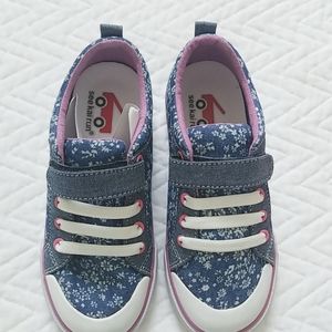 See Kai Run Kristin Blue Flowers New in Box